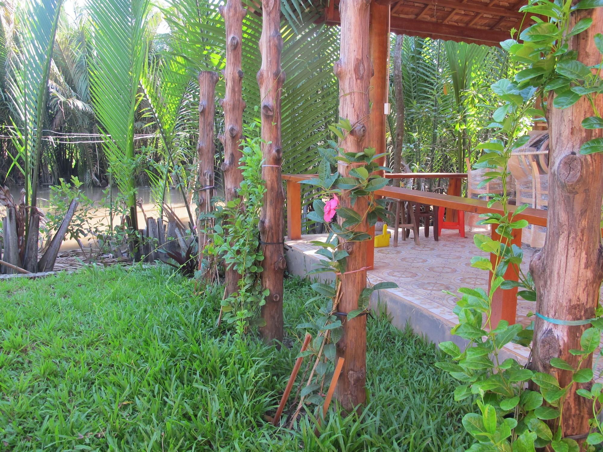 Restaurant Ben Tre Farm Stay
