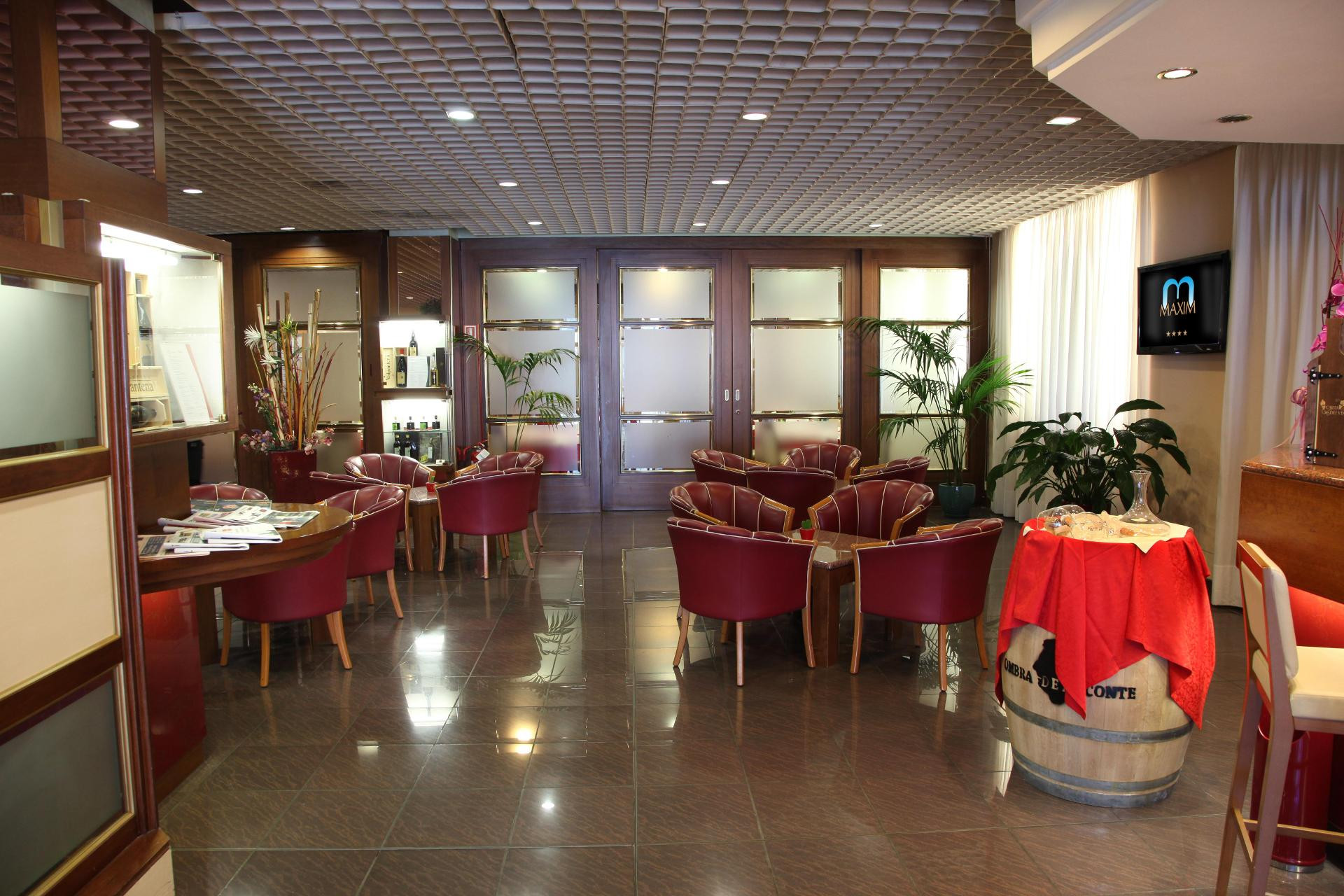 Bar/Salón Hotel Maxim