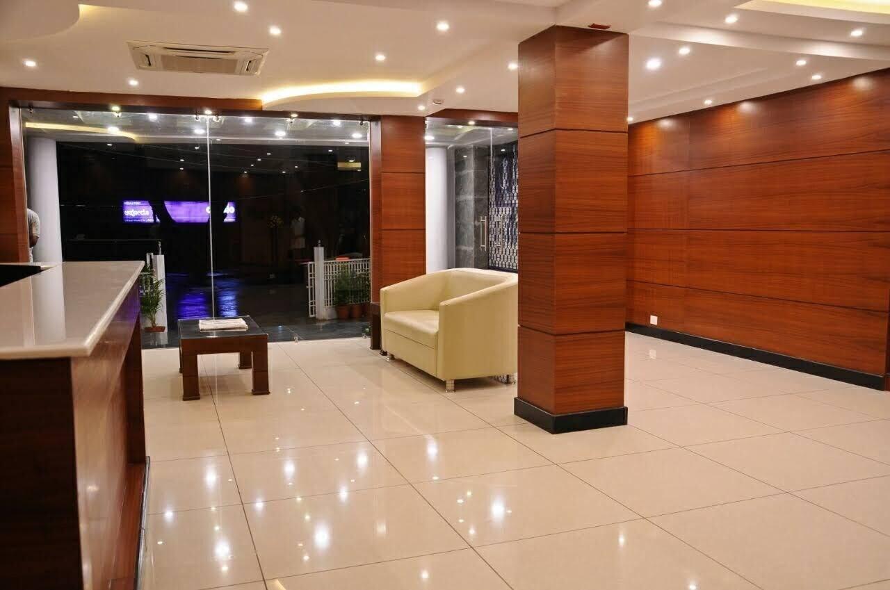 Vista Lobby Hotel Golden Castle