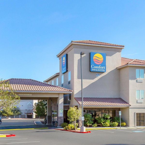 Comfort Inn & Suites Las Vegas – Nellis