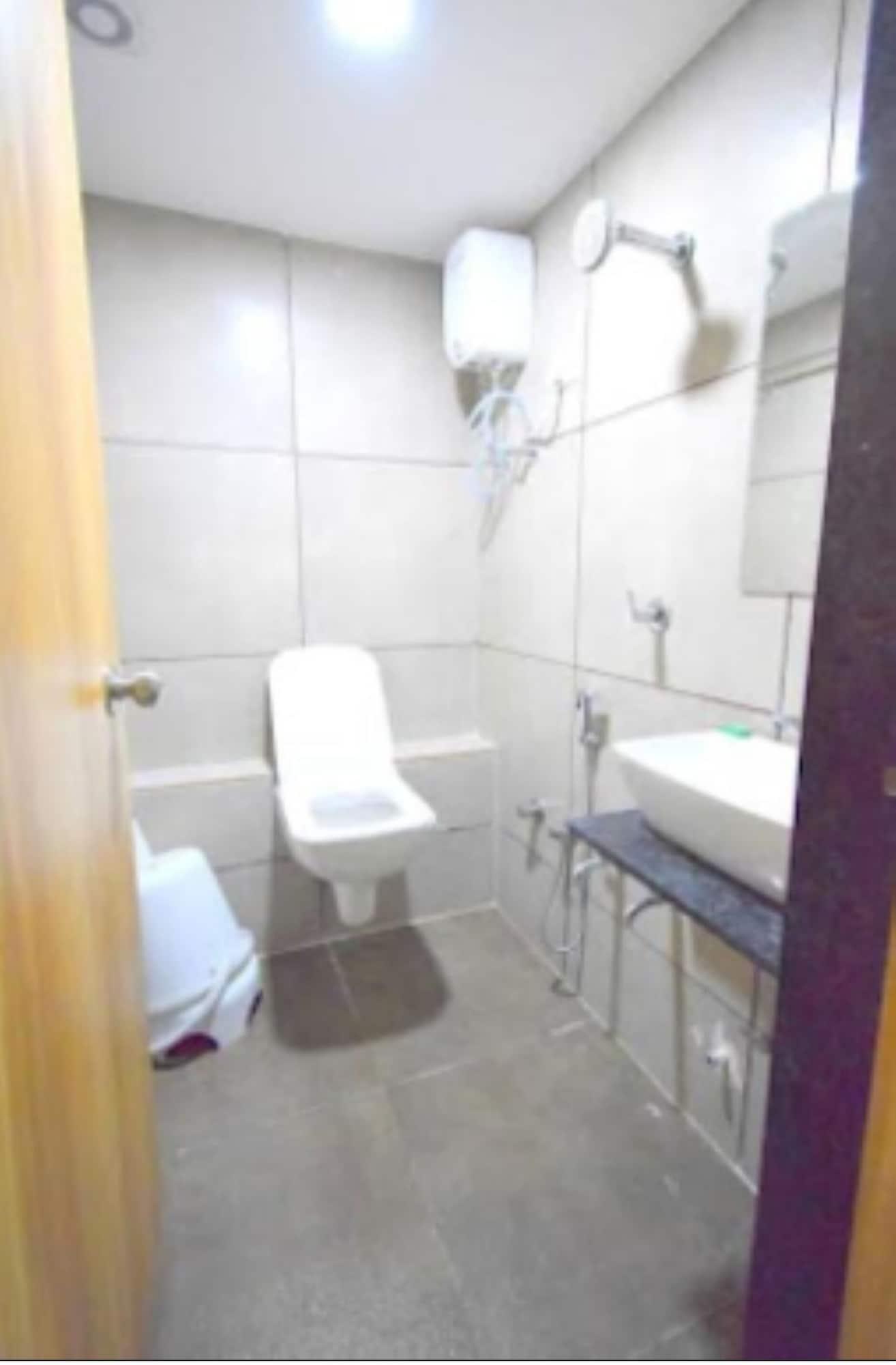 Equipamiento de Habitación Goroomgo Arsh Inn Ahmedabad