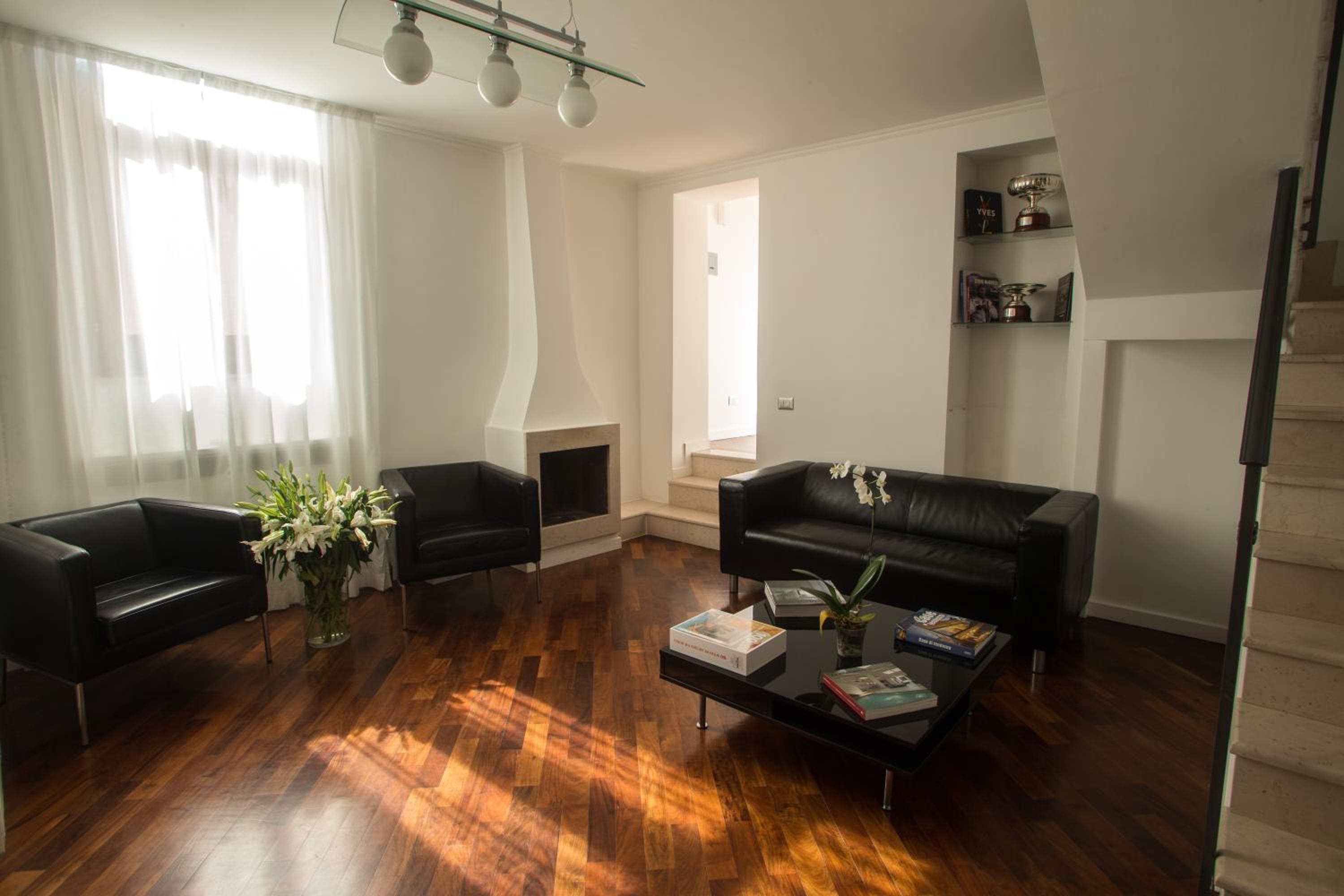 Vista Lobby Relais Arco della Pace