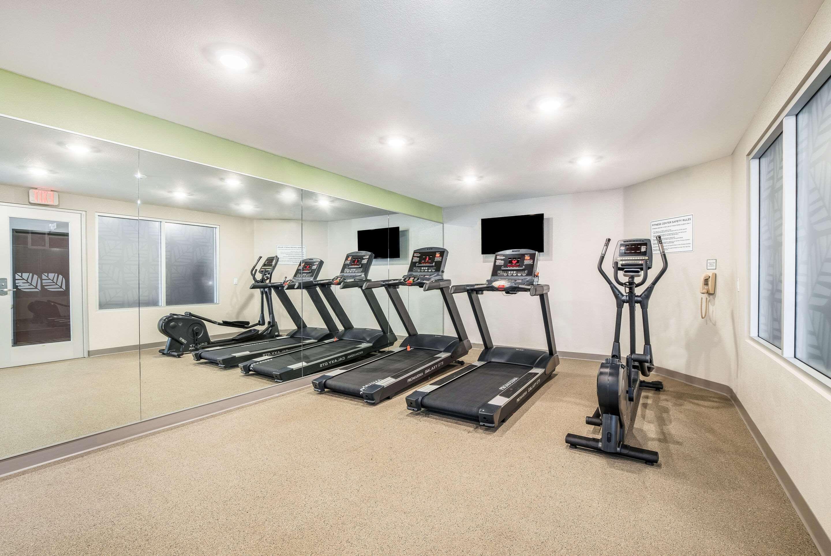 Gimnasio WoodSpring Suites Colton