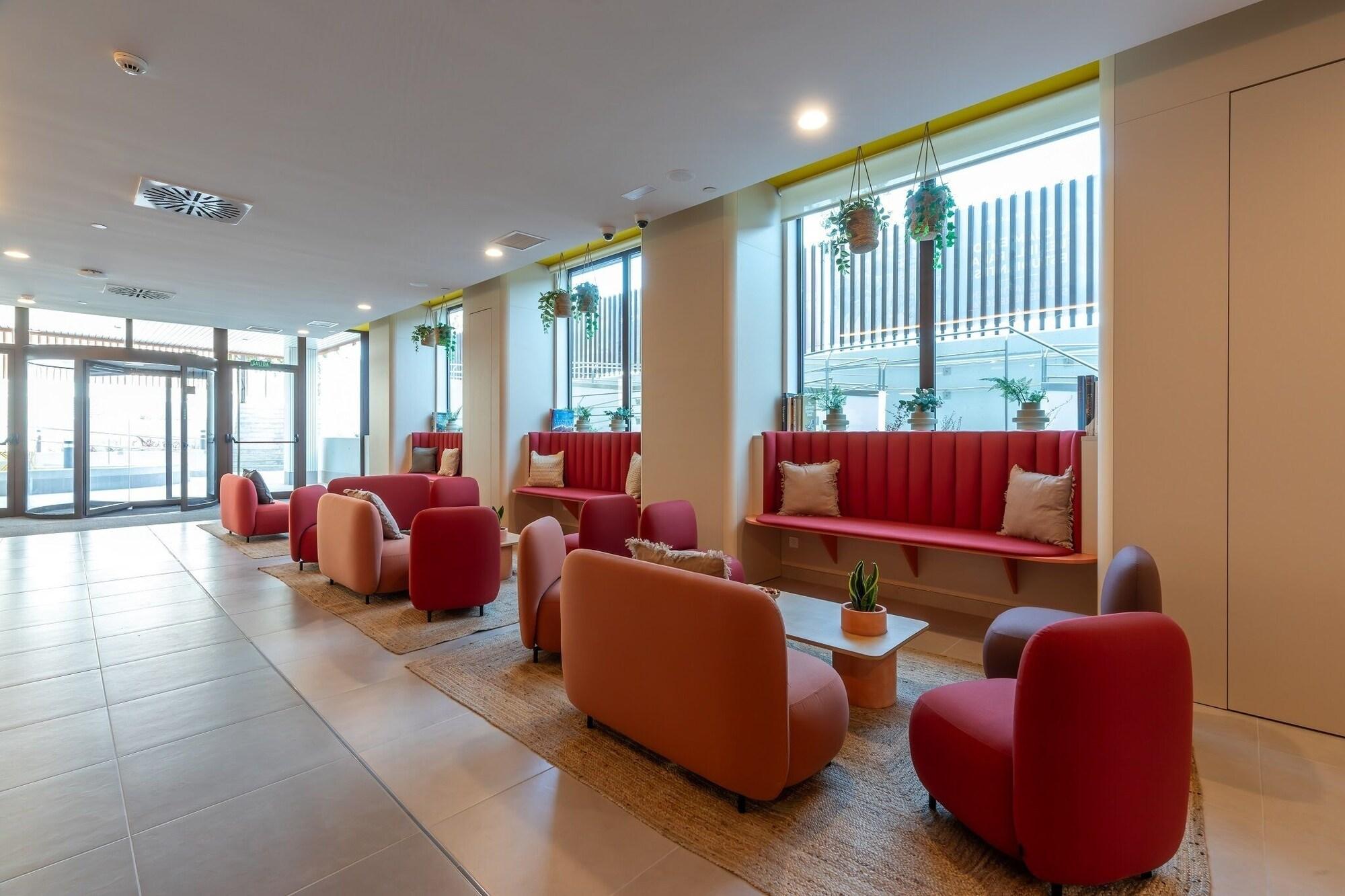 Vista Lobby Hotel Nido Malvarrosa