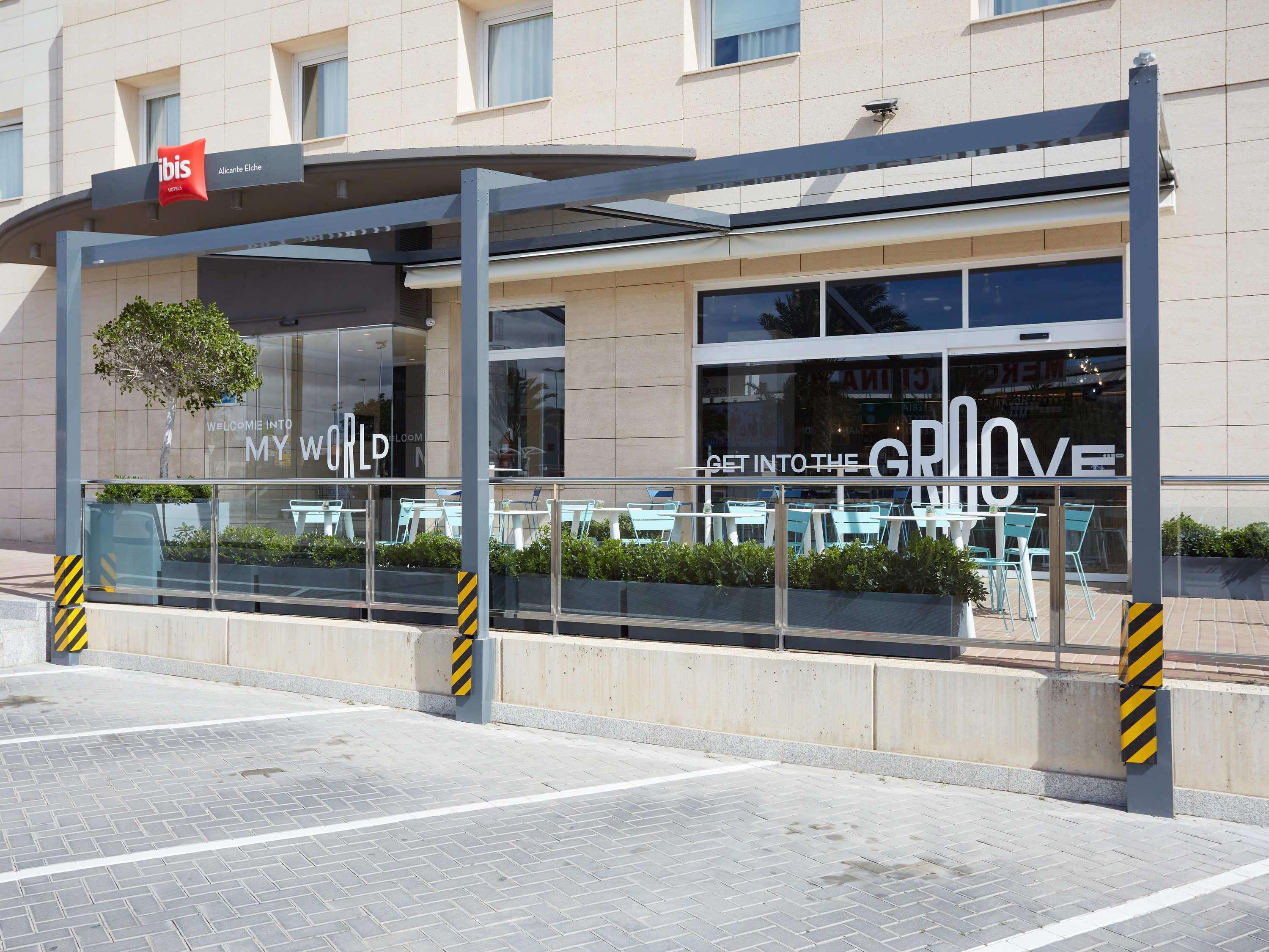 Vista Exterior ibis Elche