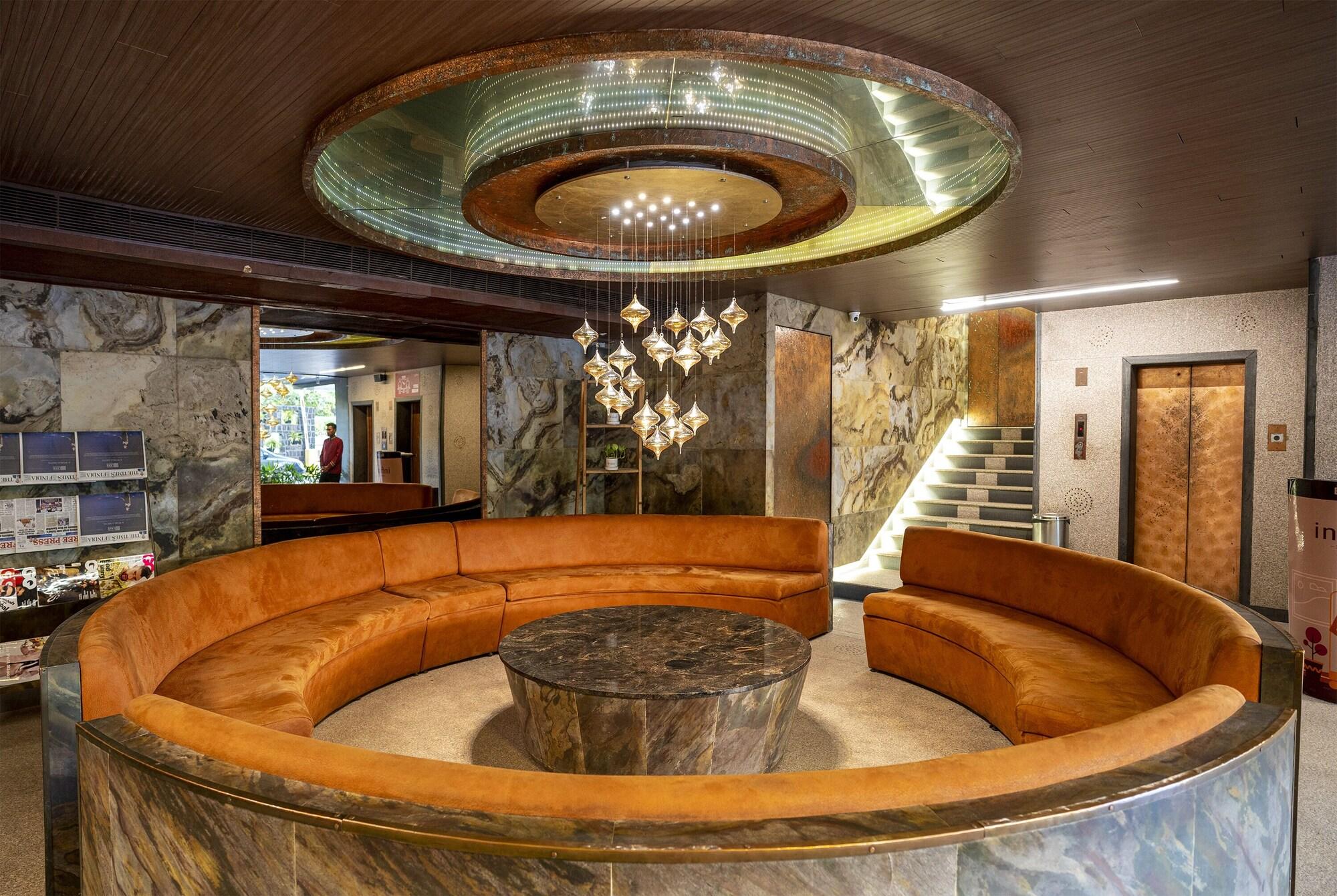 Vista Lobby Infiniti Hotel & Spa