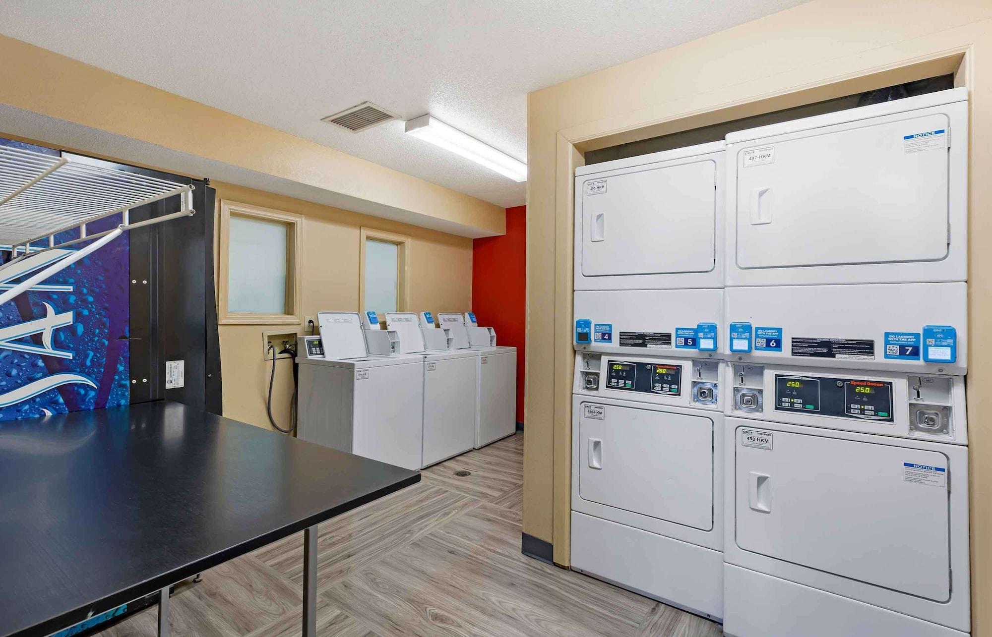 Comodidades del Alojamiento Extended Stay America Select Suites St Louis Westport Craig