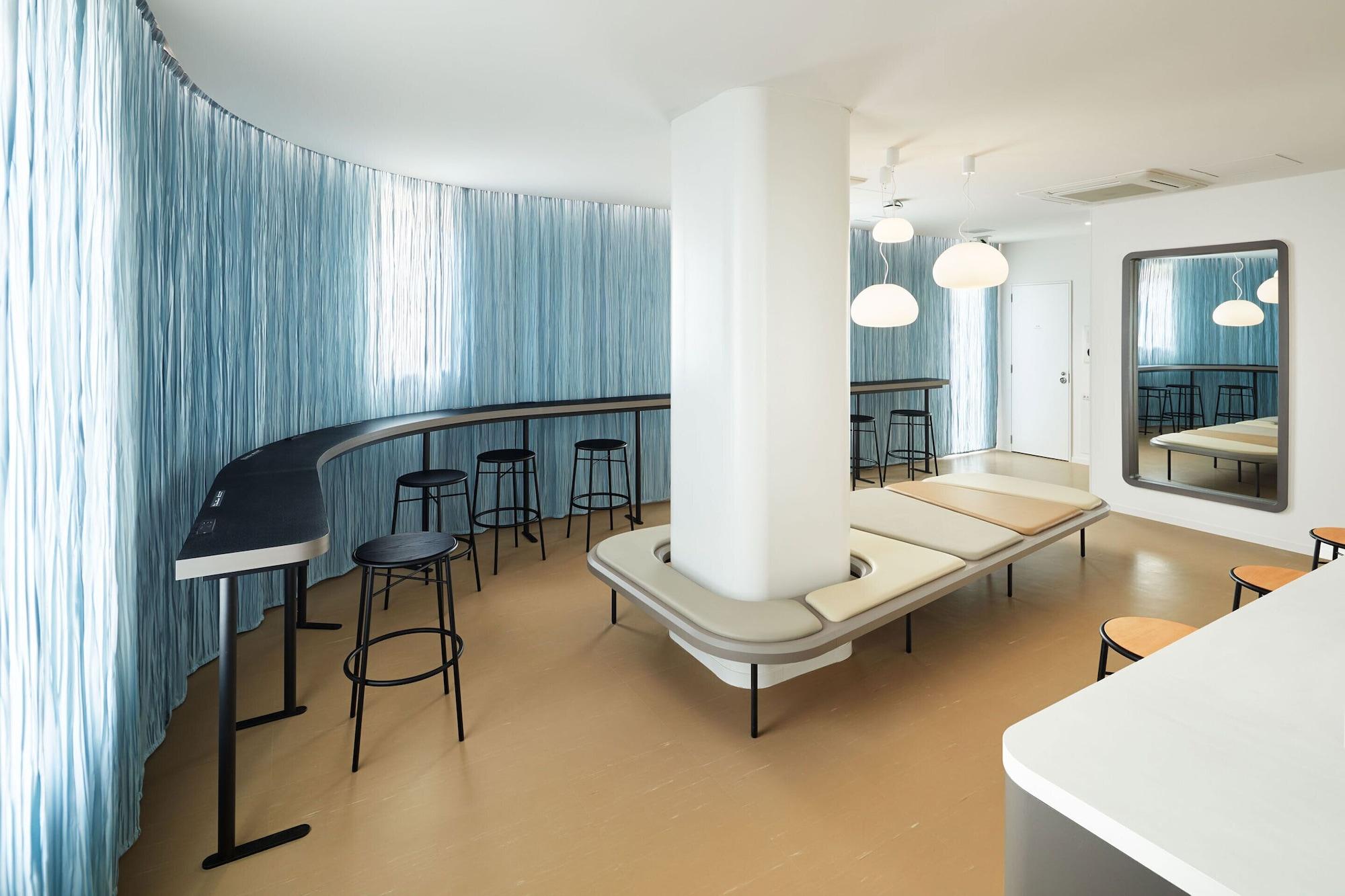 Vista Lobby 9h nine hours Ningyocho