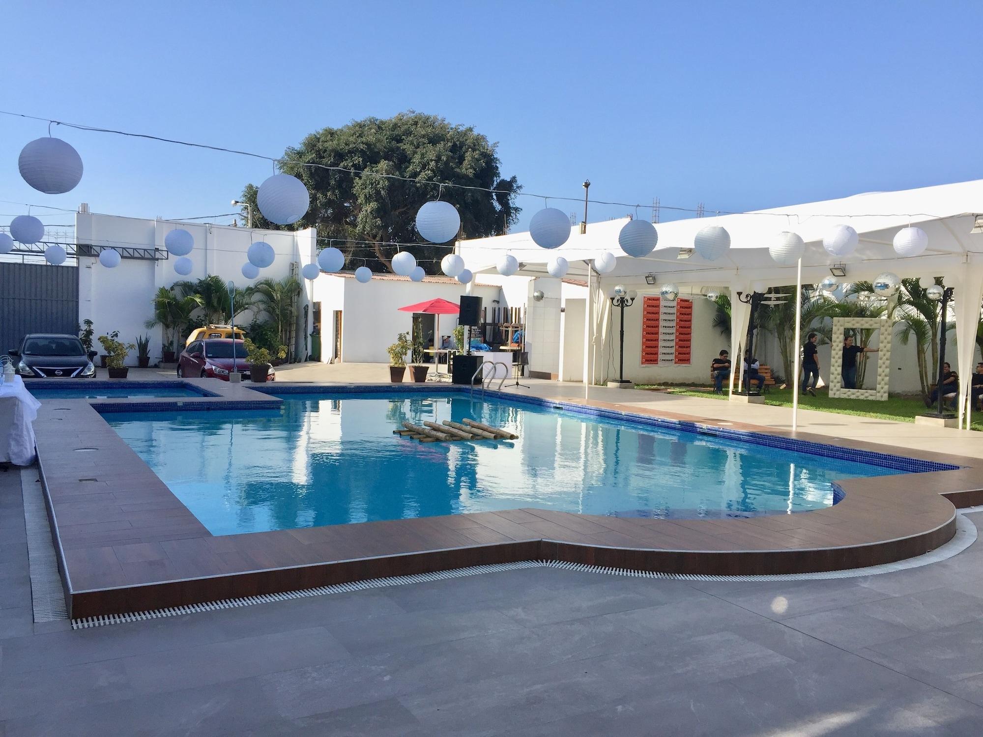 Vista Piscina Hotel San Jorge Residencial