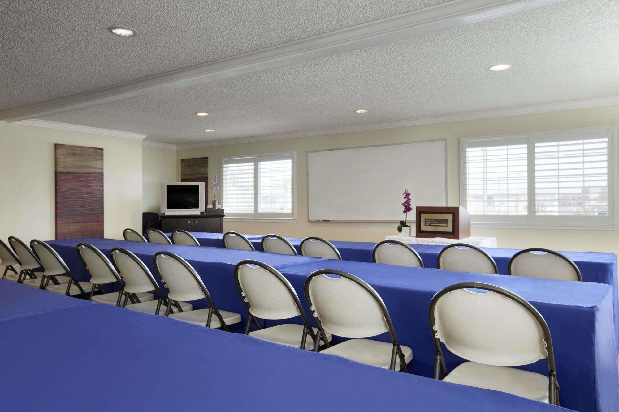 Sala de Reuniones The Catrina Hotel