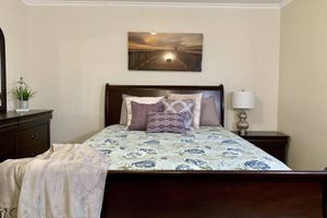 Alquiler Vacacional - The Gorge View Villa-with Yard & Parking