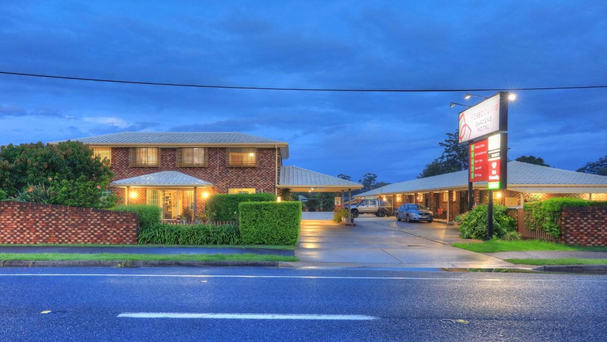 Vista Exterior Rosebourne Gardens Motel