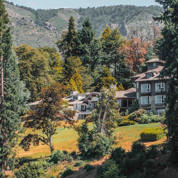 La Cascada Casa Patagónica by DON