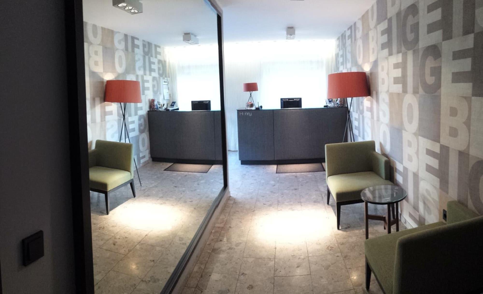 Vista Lobby Hotel Henry