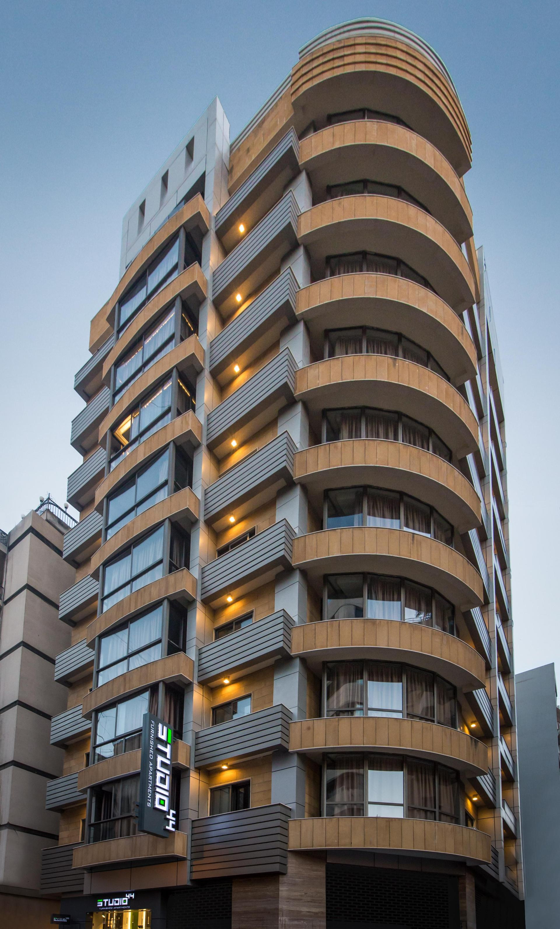 Vista Exterior Studio 44
