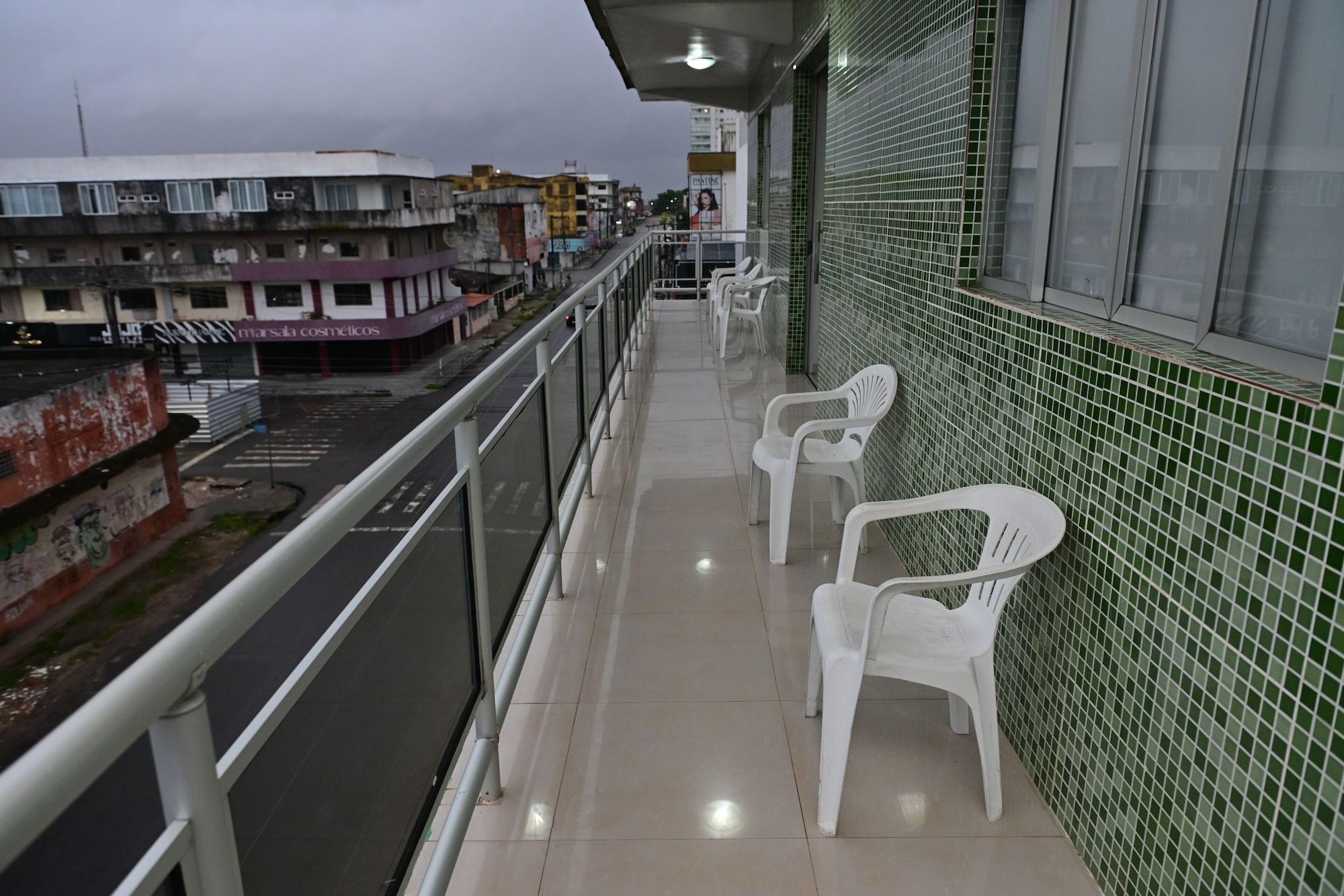 Comodidades do quarto Rede Andrade Frota Palace Hotel