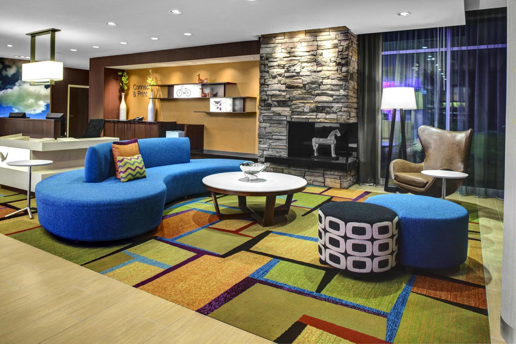 Vista Lobby Fairfield Inn & Suites by Marriott Douglas