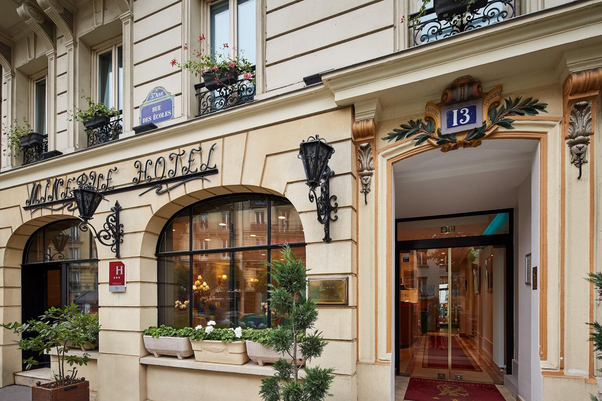 Varios Hôtel Minerve Paris