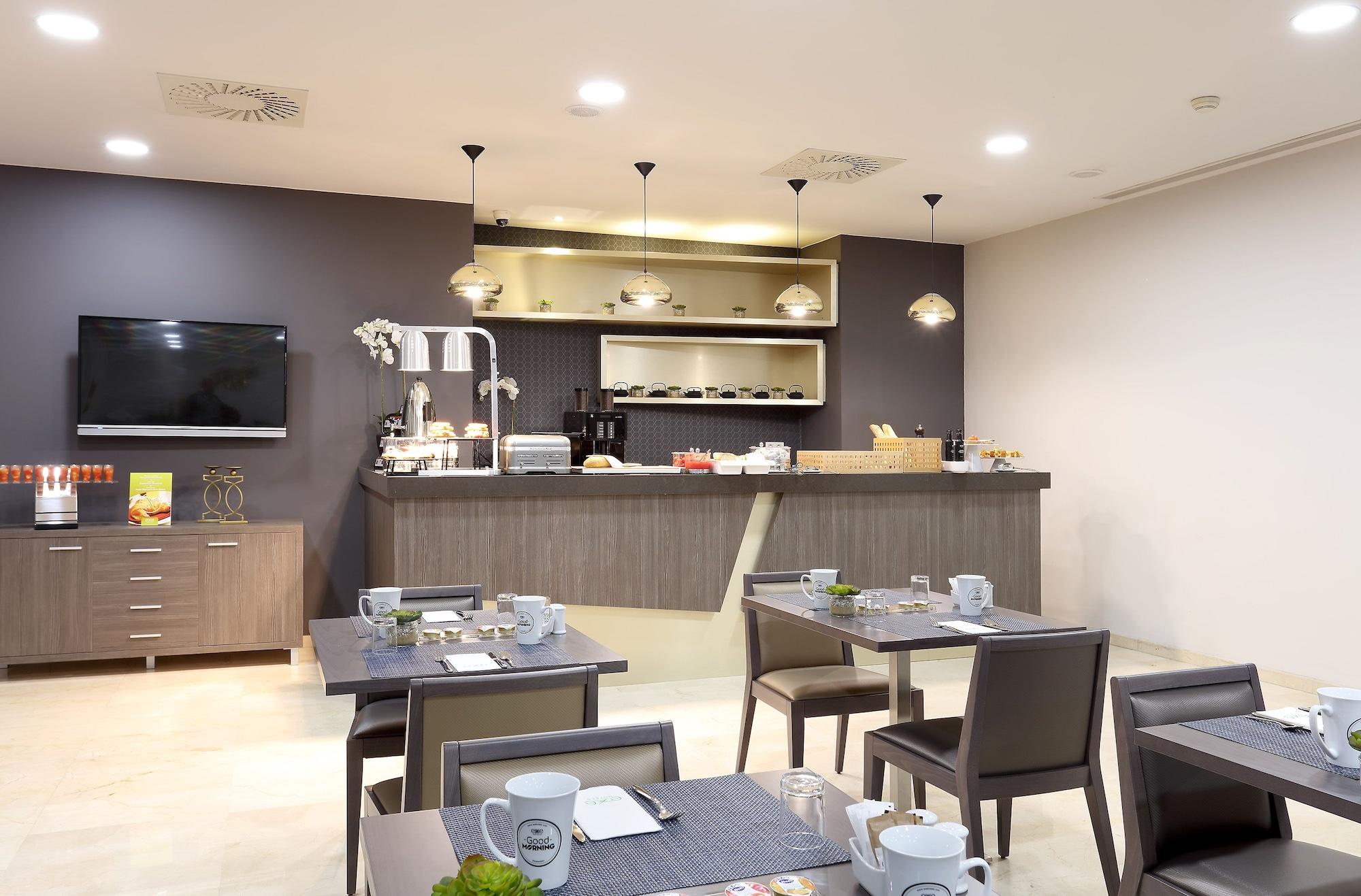 Bar/Salón Exe Zaragoza WTC