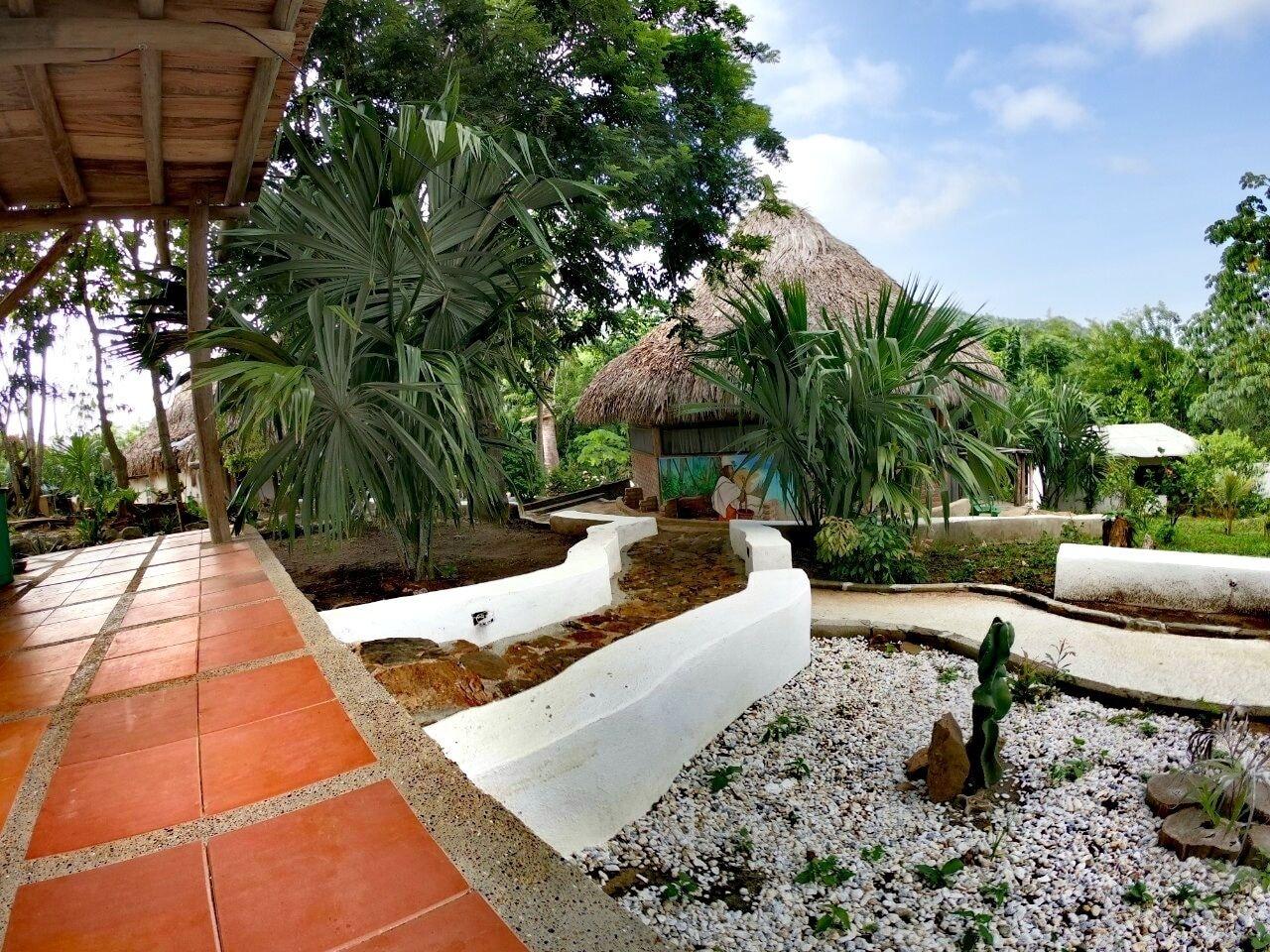 Vista Exterior Hierba Buena Eco Hostel