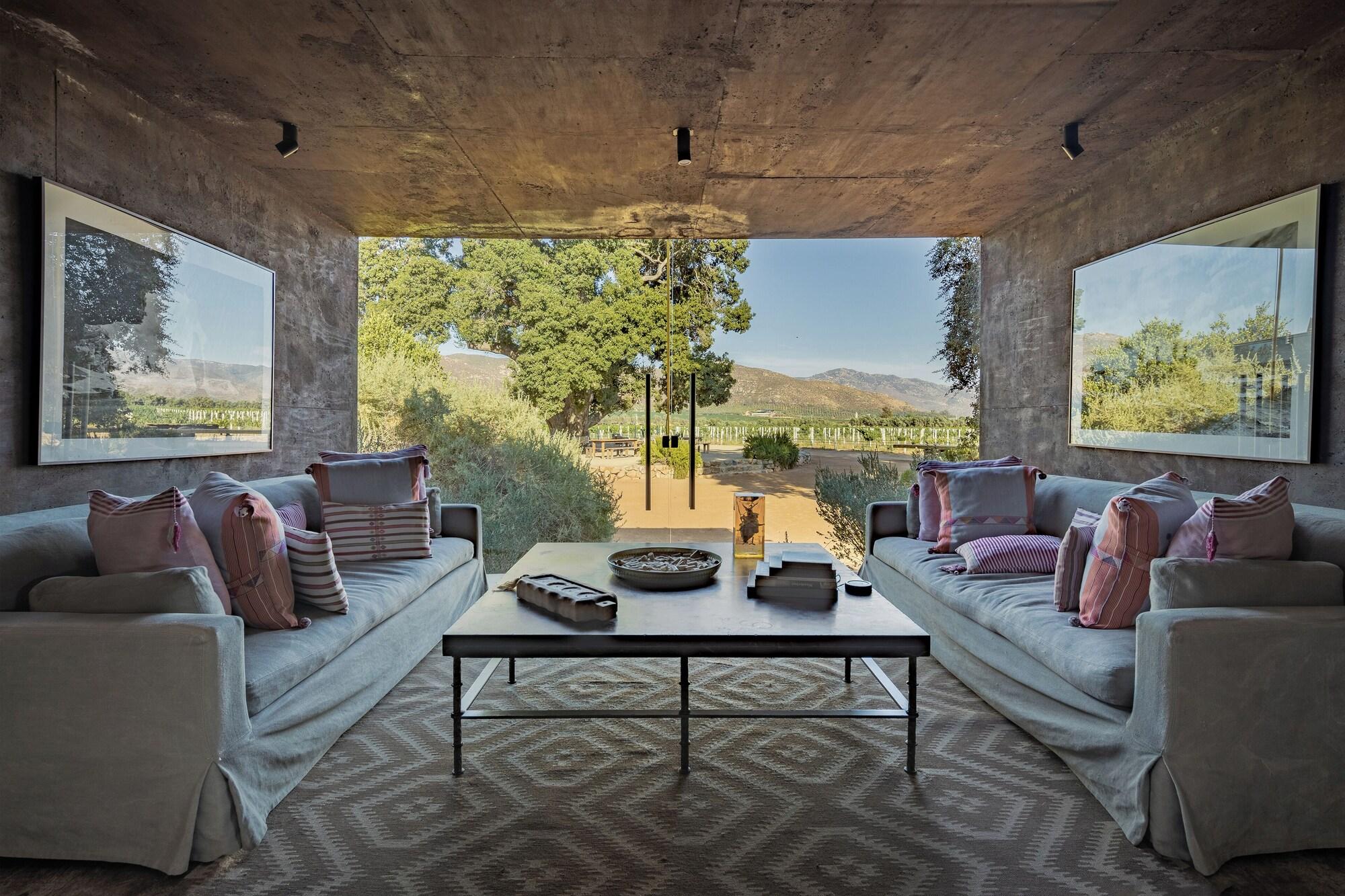 Vista Lobby Bruma Wine Resort