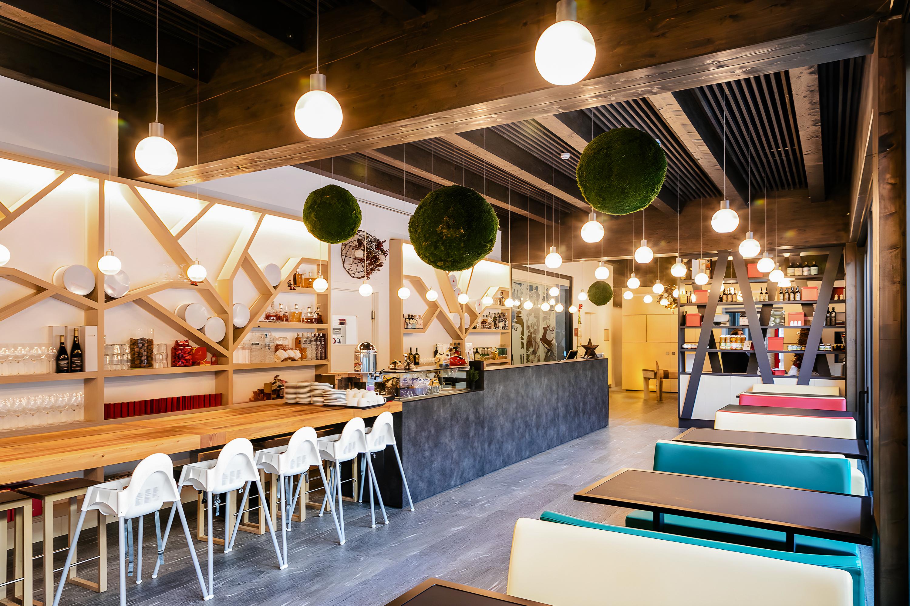 Bar/Salón NH Collection Alagna Mirtillo Rosso