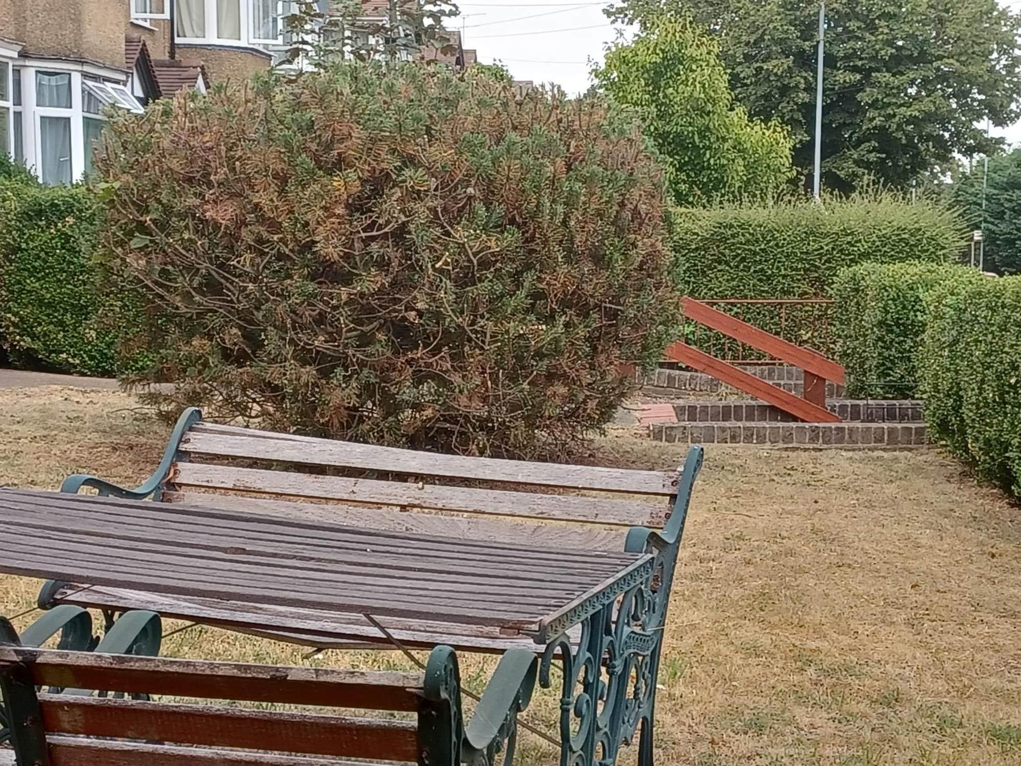 Equipamiento de Habitación Crawley Green House - Huku Kwetu