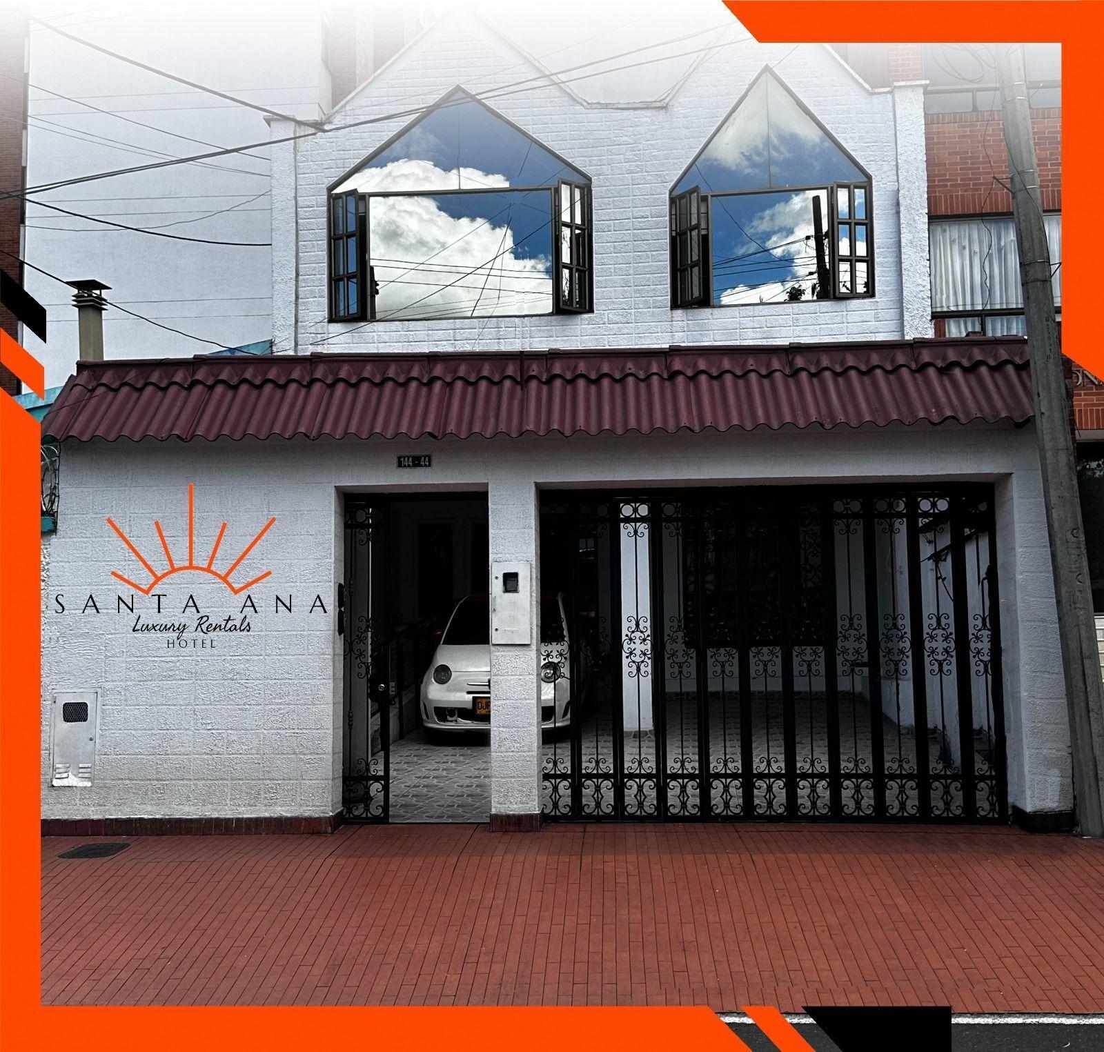 Vista Exterior Santa Ana Luxury Rentals Belmira