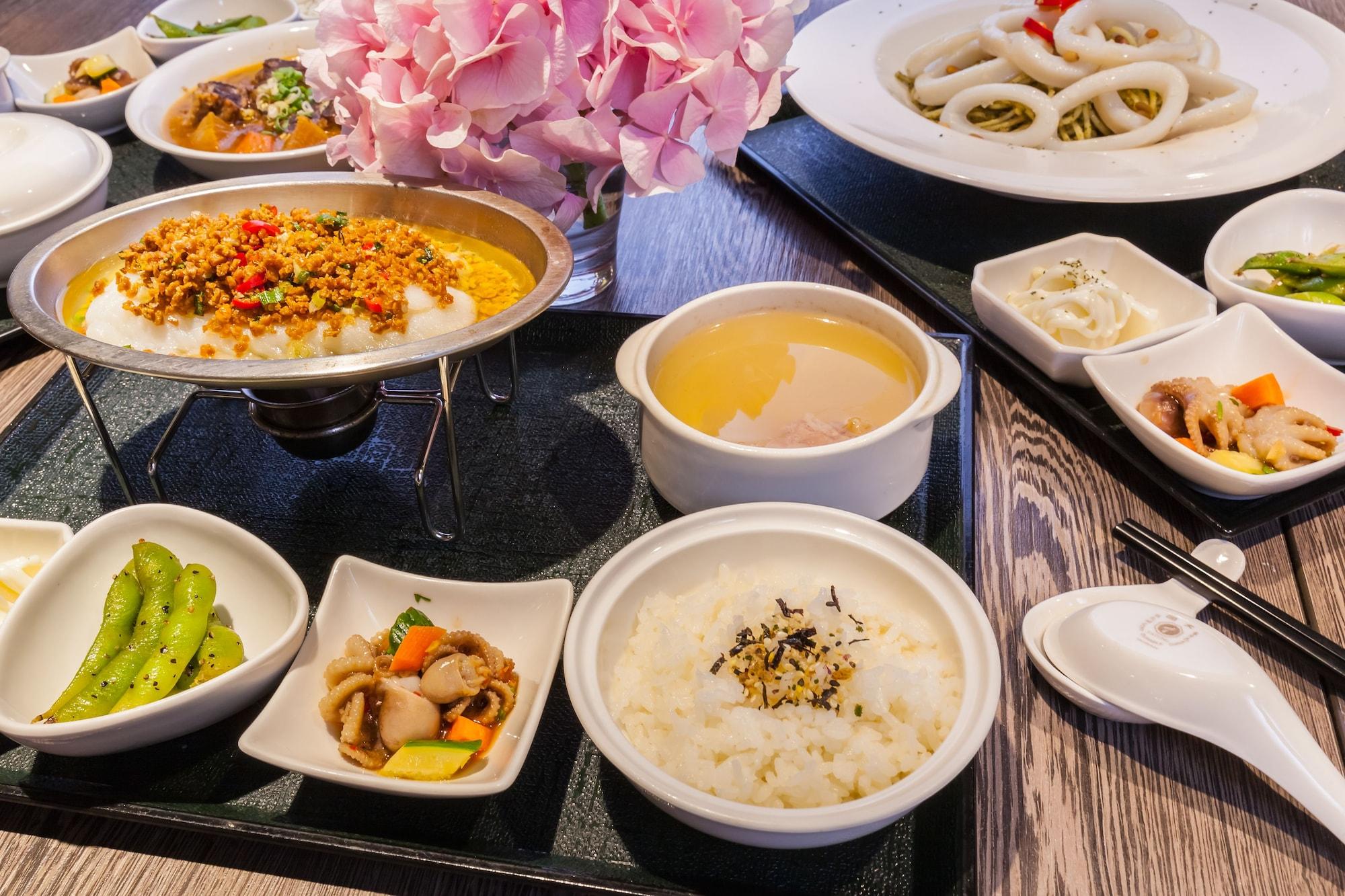 Restaurant Pacific Business Hotel