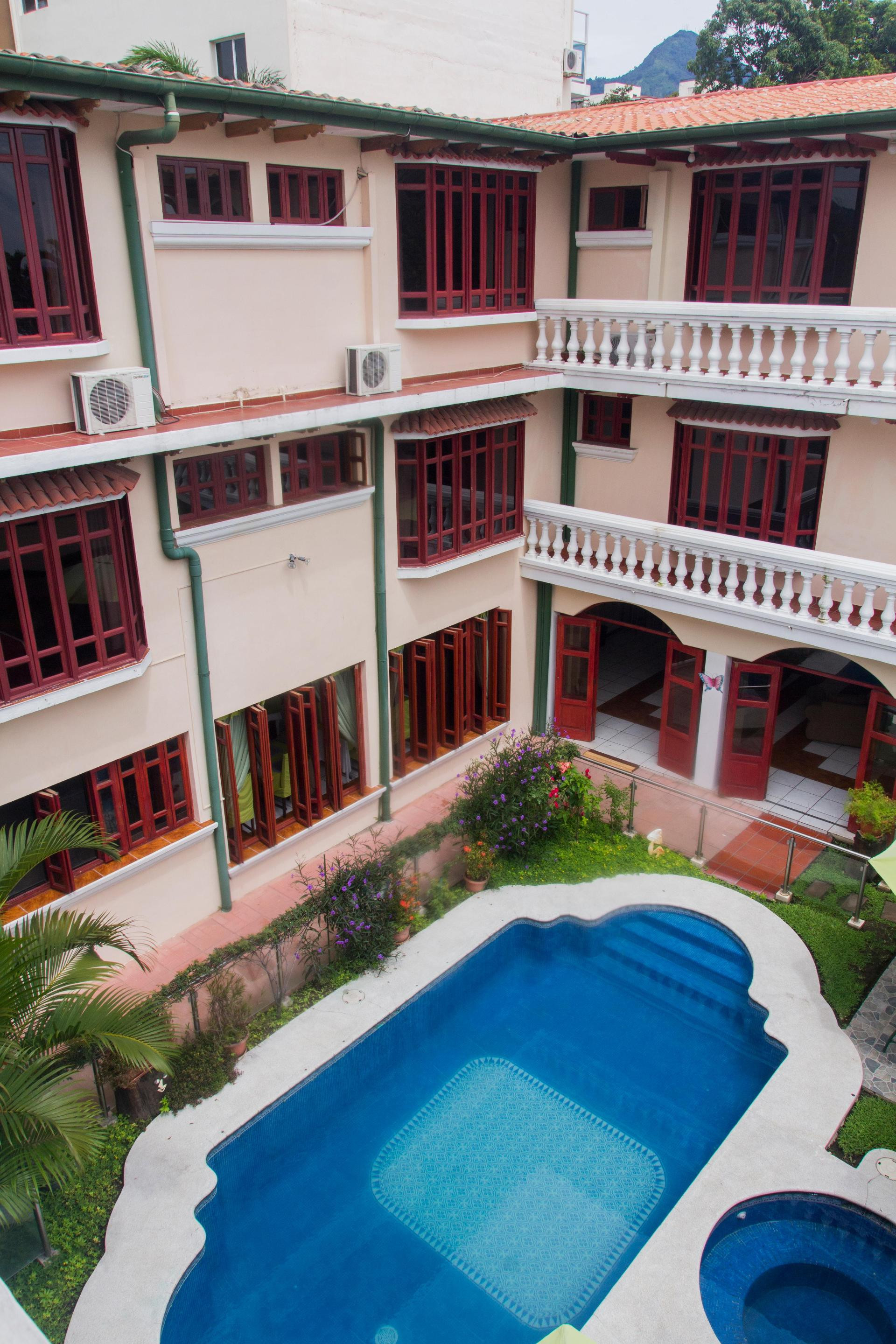 Vista Exterior Hotel Fotherhouse