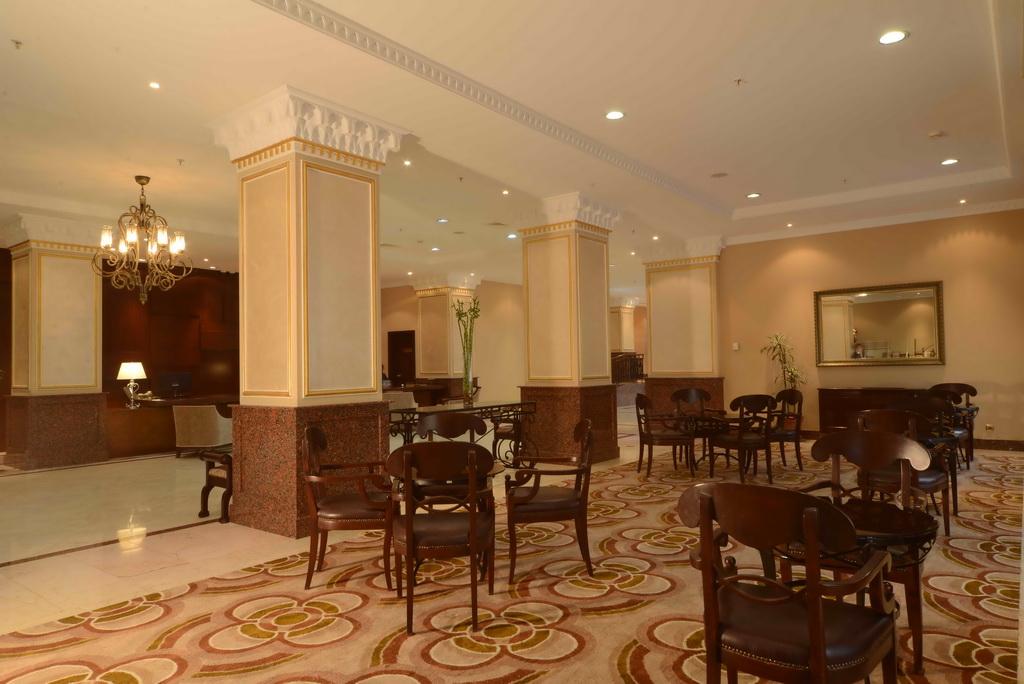 Vista Lobby LOTTE City Hotels Tashkent Palace
