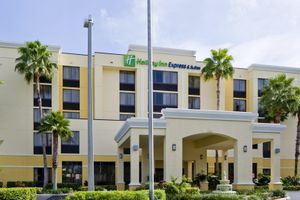Alojamiento - Holiday Inn Express & Suites Kendall East Miami by IHG