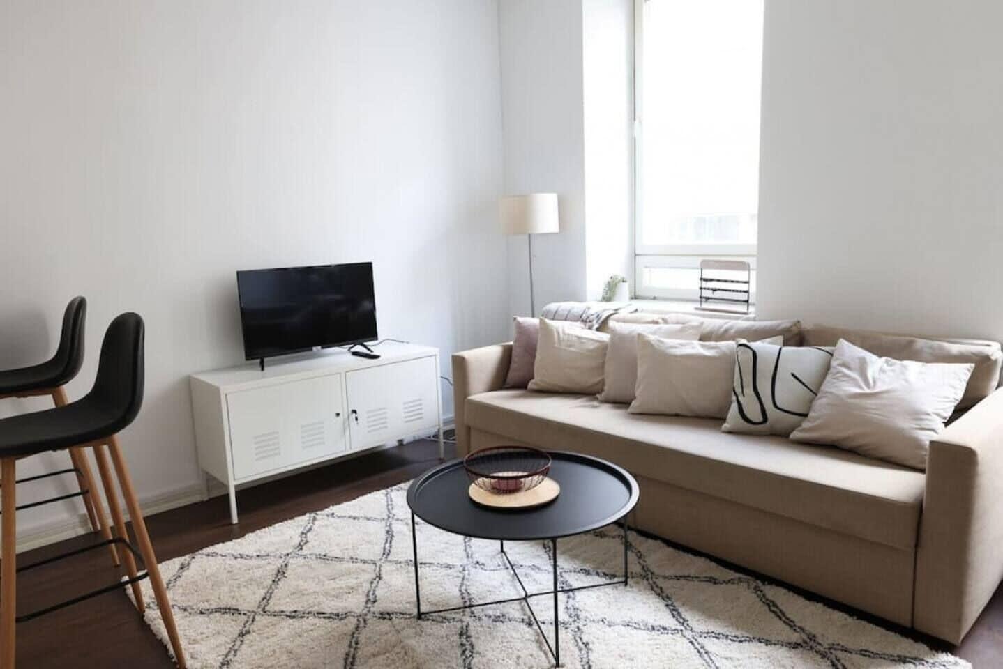 Varios 2ndhomes Bright 1BR Home in Kamppi