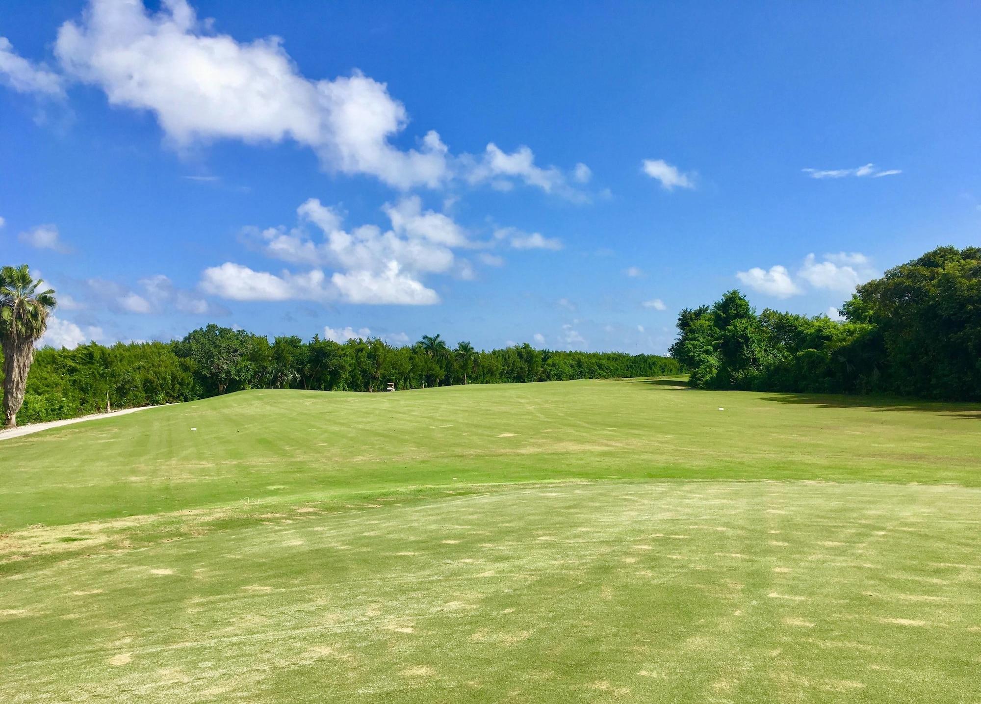 Campo de Golf Agave Azul - Grand Cozumel, Hotel and Diving