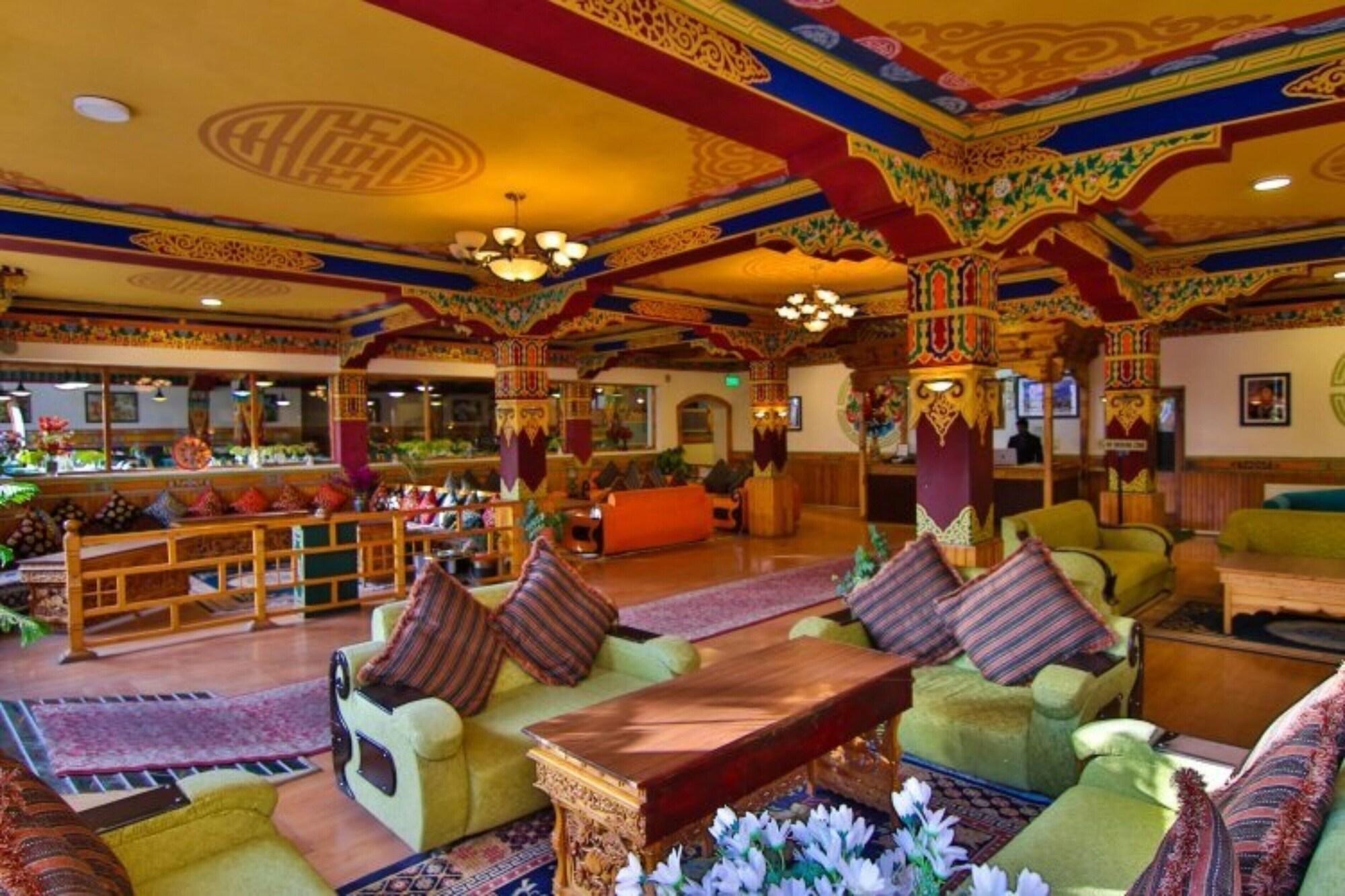 Vista Lobby TIH Hotel Shangrila-Ladakh