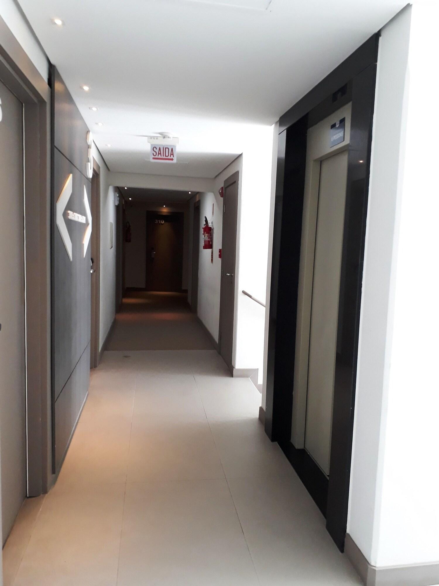 Varios Hotel Valerim Itajaí