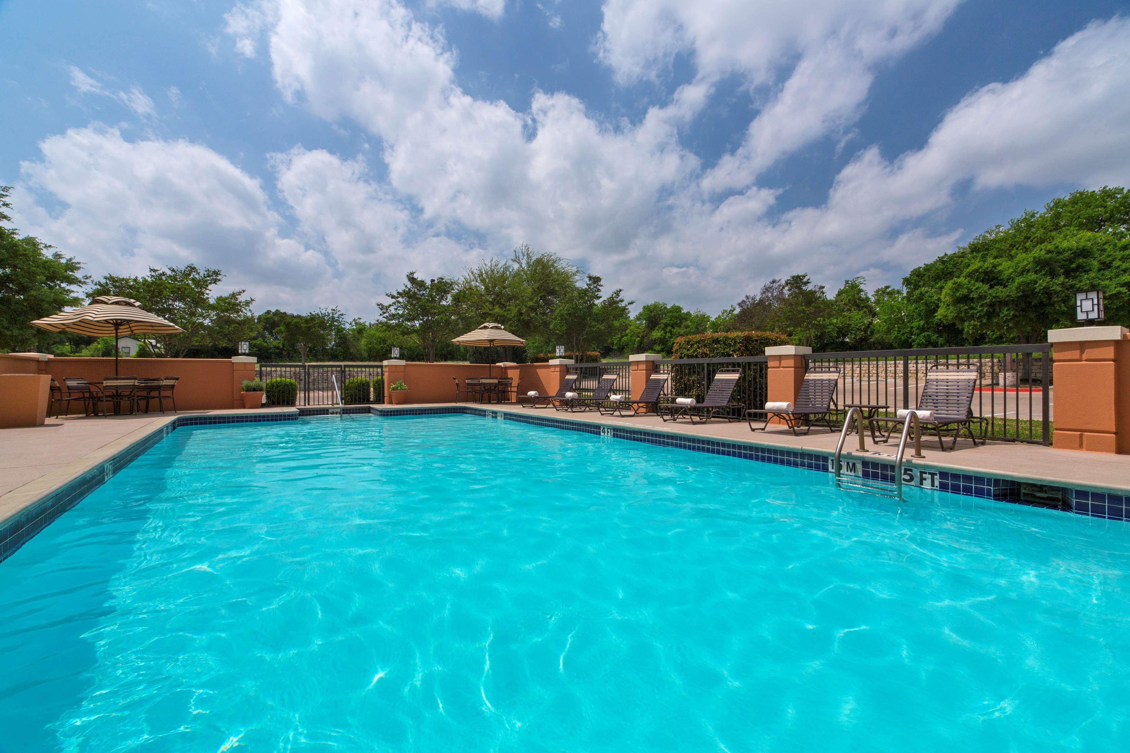 Vista Piscina Hyatt Place Tucson Airport