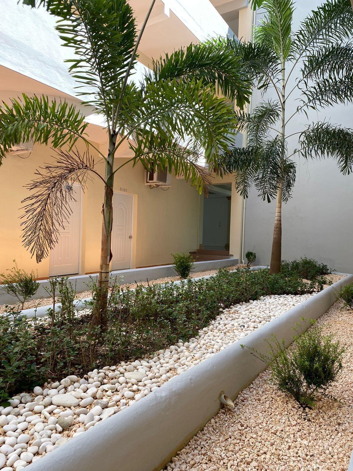 Vista Exterior Hotel El Imperio Punta Cana