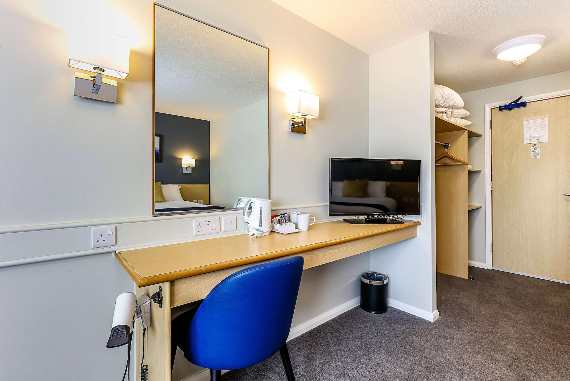 Set de Habitación Days Inn by Wyndham Fleet M3