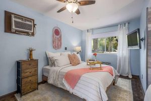 Alquiler Vacacional - Spacious casita in pecan grove with private yard