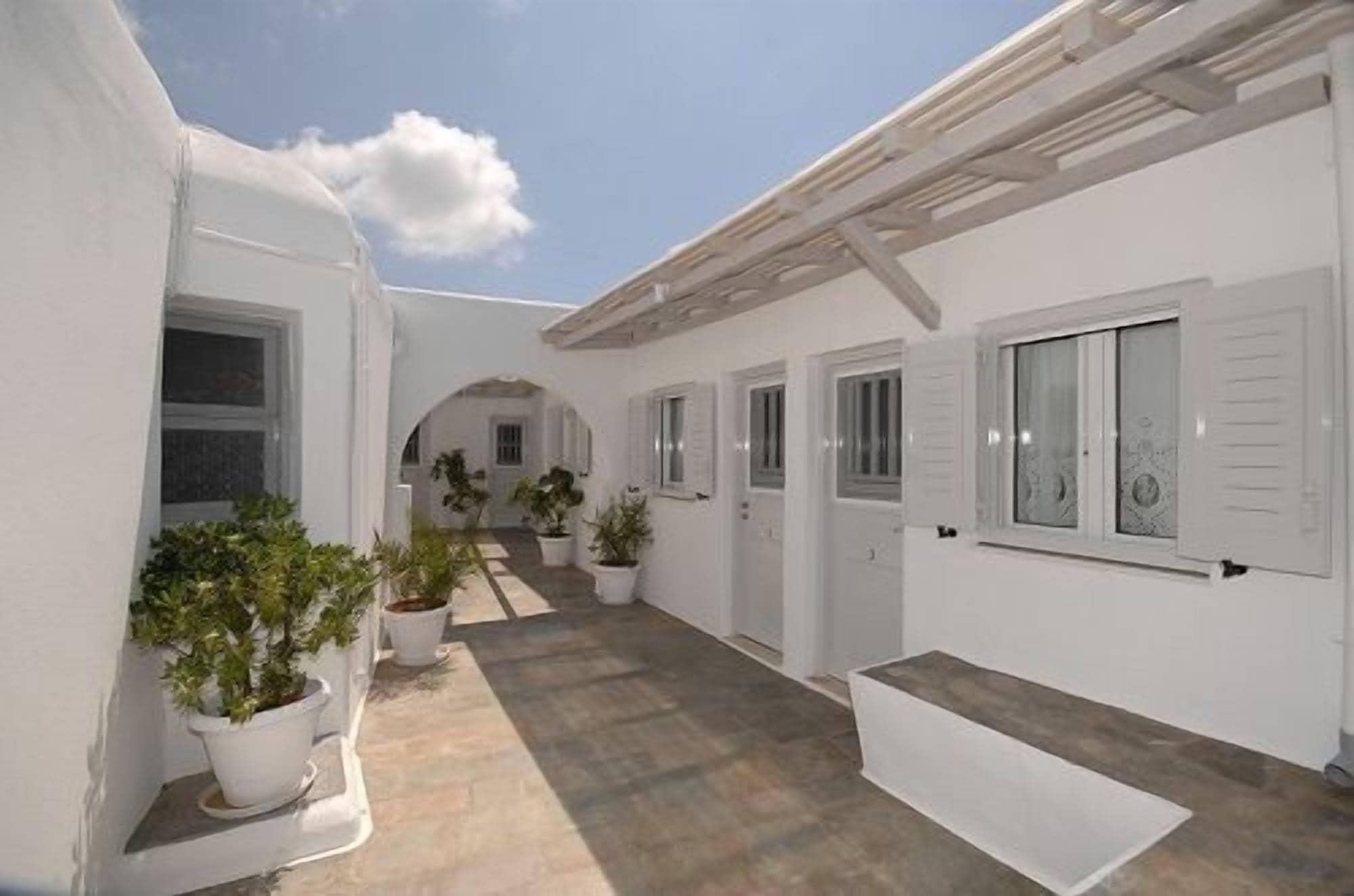 Varios Milena Hotel