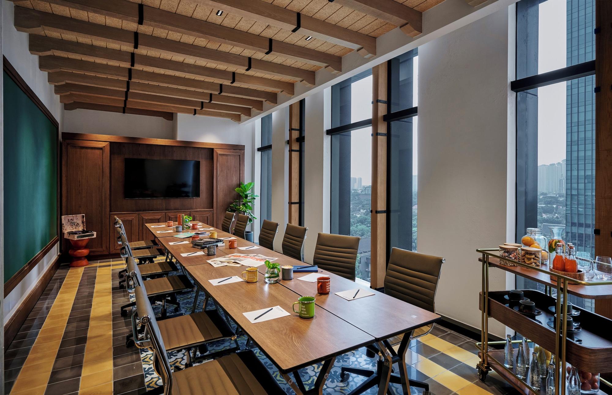 Sala de Reuniones 25hours Hotel Jakarta The Oddbird