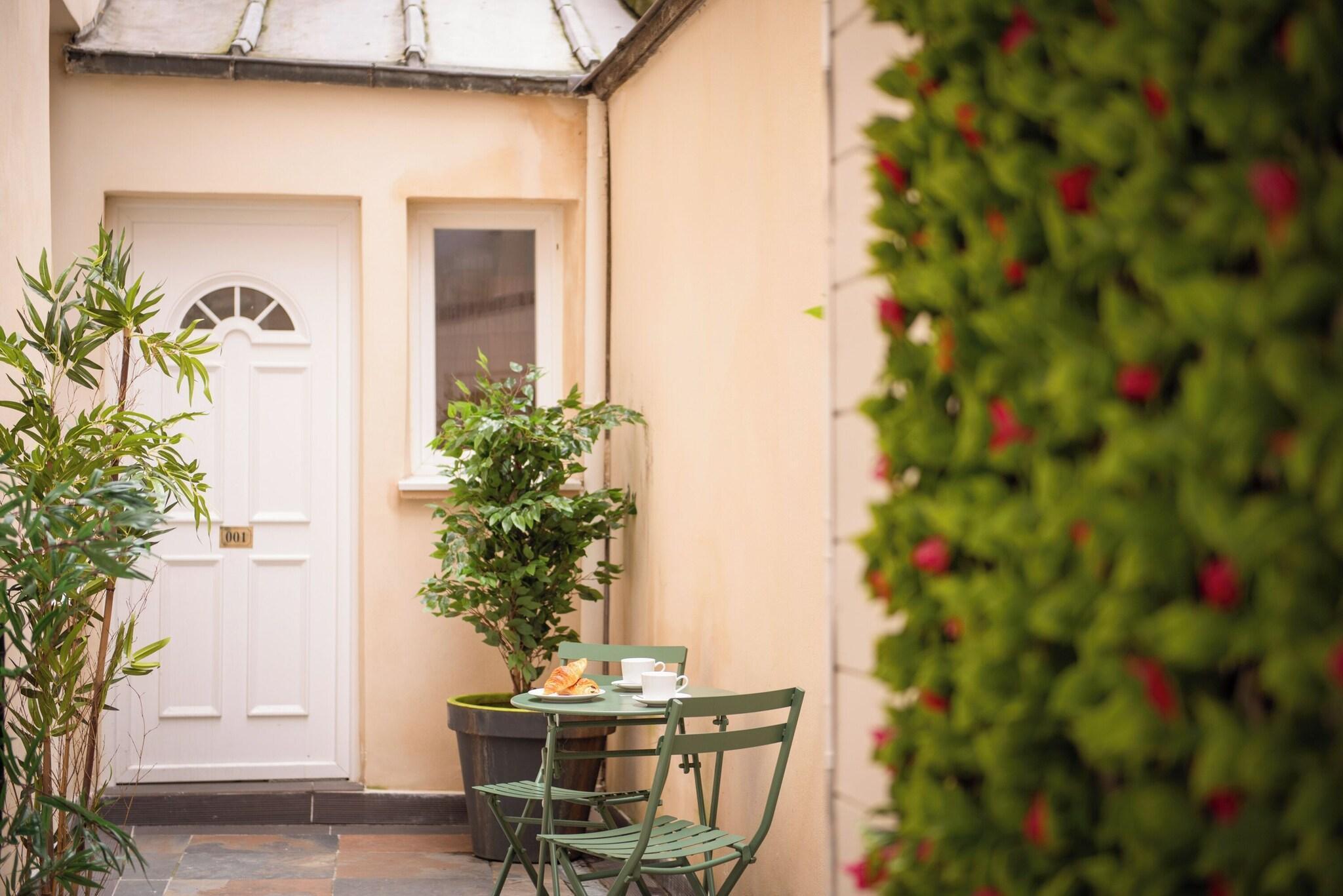 Varios Hôtel Cactus