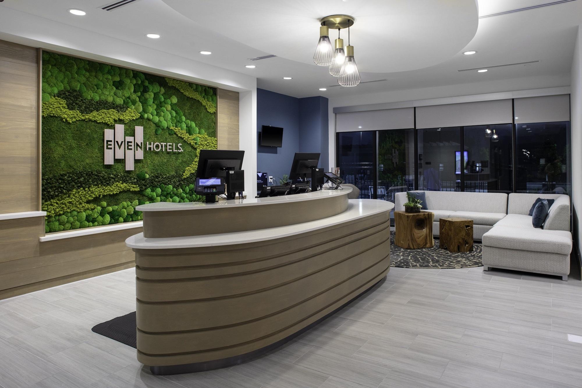 Vista Lobby EVEN Hotel Shenandoah - The Woodlands by IHG