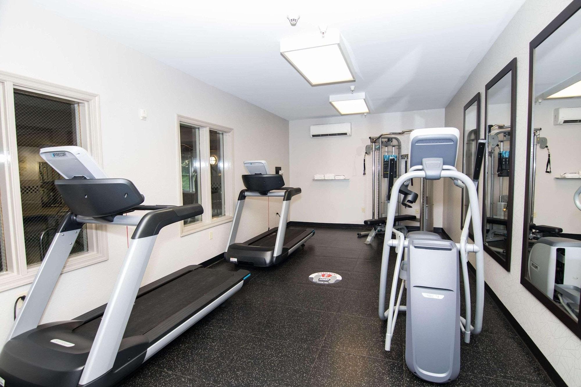 Gimnasio Country Inn & Suites by Radisson, Lehighton (Jim Thorpe), PA