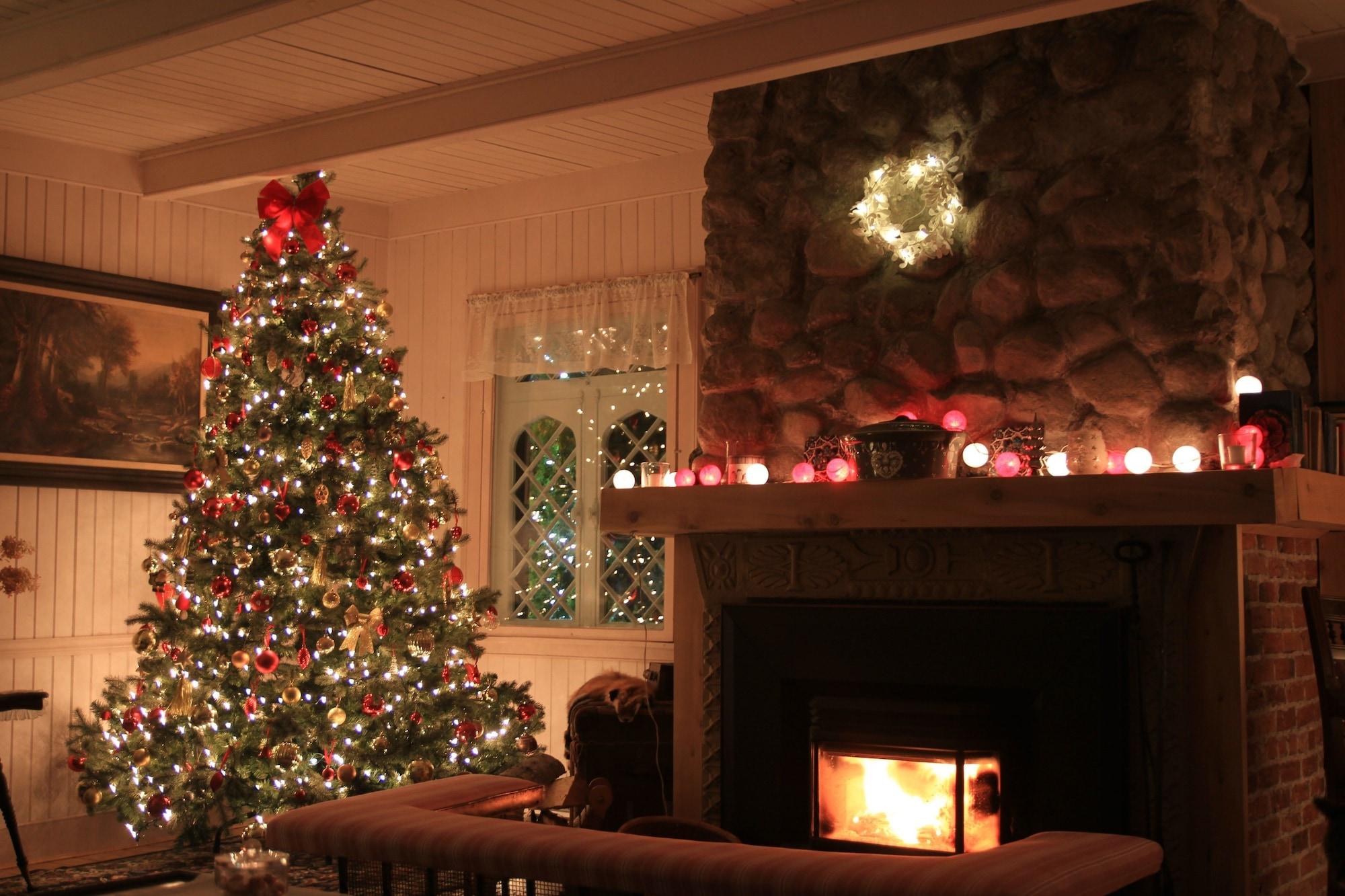 Vista Lobby Auberge La Chatelaine