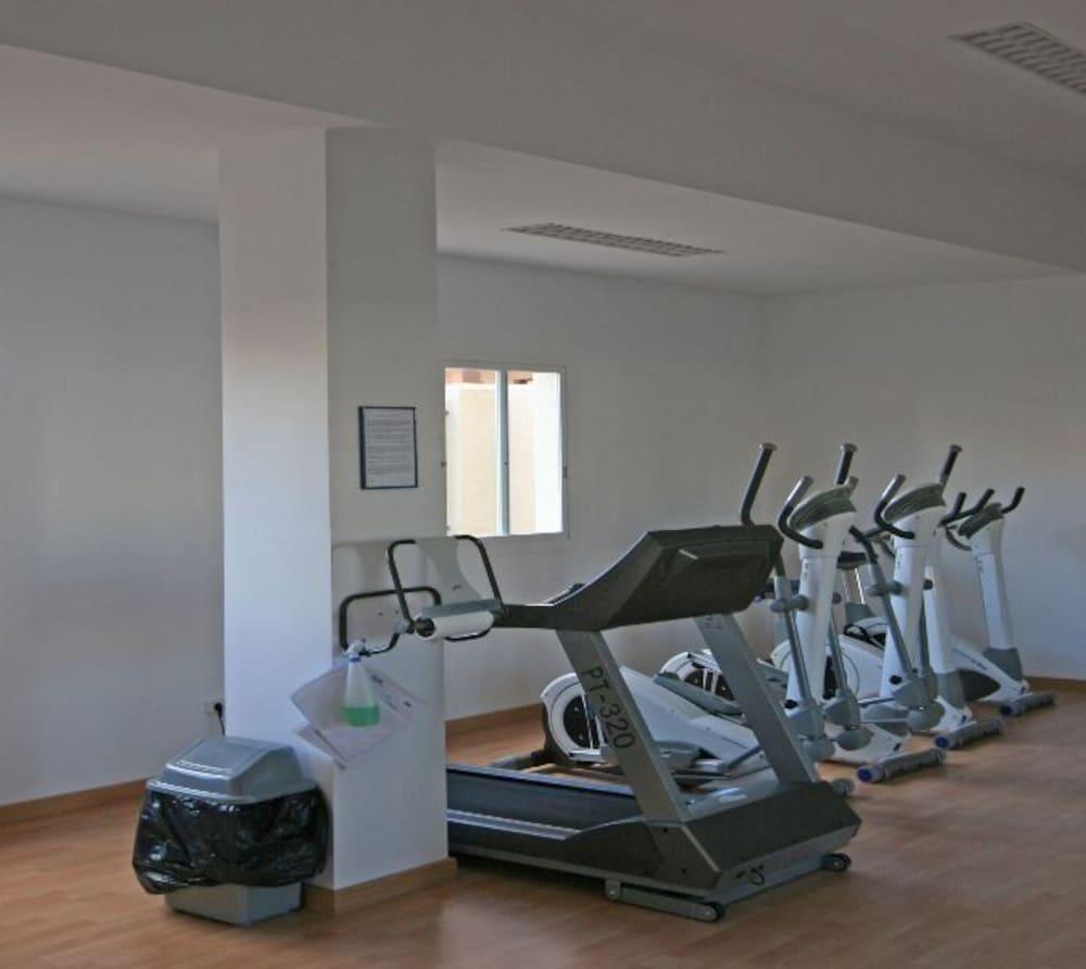 Instalaciones Recreativas Residencia Universitaria Alfil