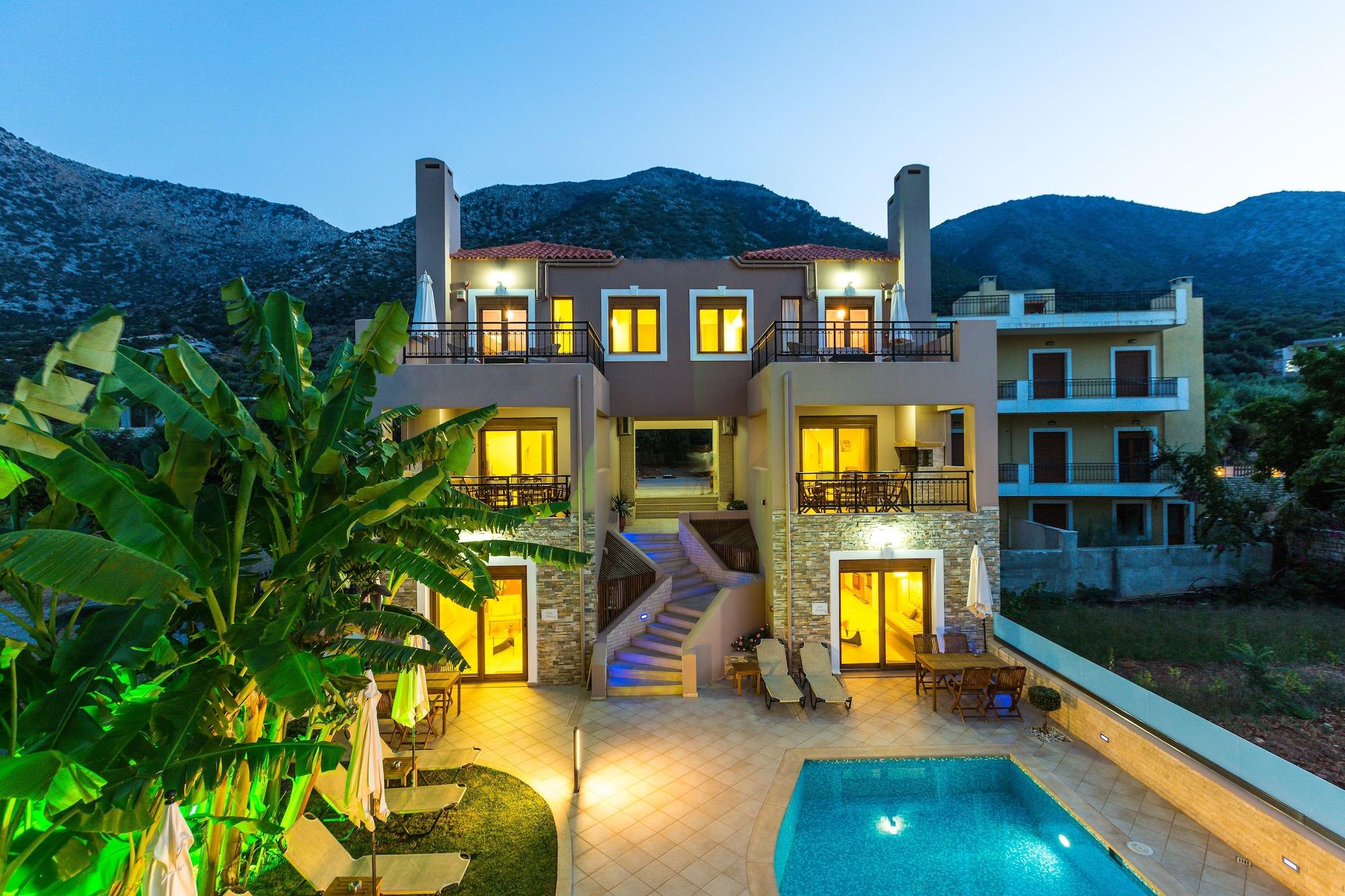 Varios Pantheon Villas & Suites