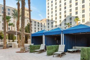 Alojamiento - 2 BR Wyndham Grand Desert-1 Mile to Strip. Free Shuttle. 3 pools- Vegas Oasis!