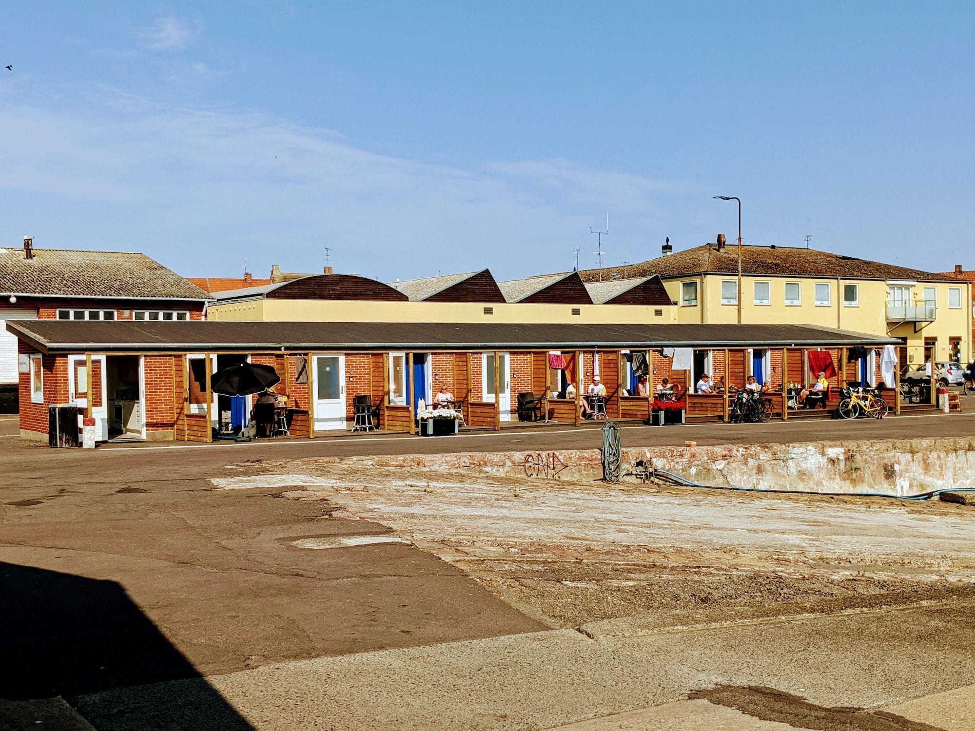 Vista Exterior Harbour Sleep - Hostel